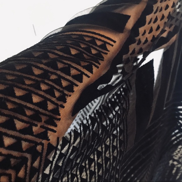 Tt collection (pea in the pod)black maternity tank - Picture 4 of 6